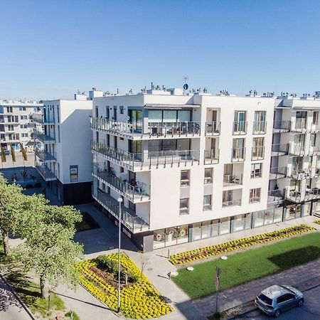 Color Apartments Apartament Black & White Kolobrzeg Exterior photo