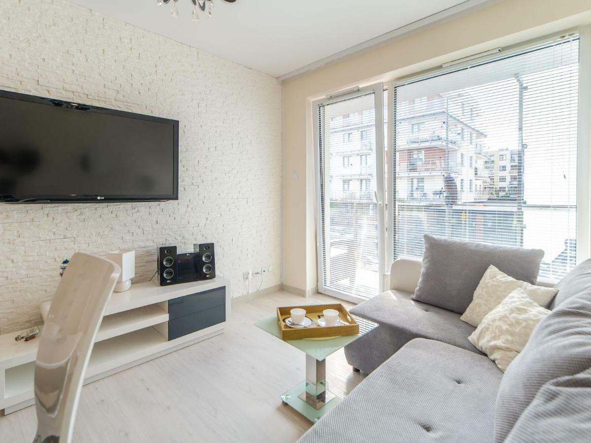 Color Apartments Apartament Black & White Kolobrzeg Exterior photo