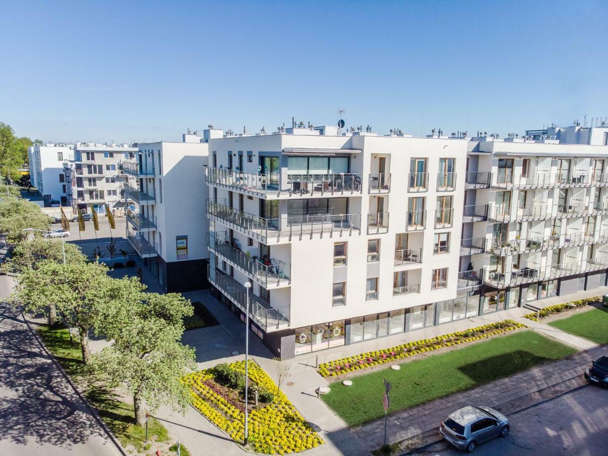 Color Apartments Apartament Black & White Kolobrzeg Exterior photo